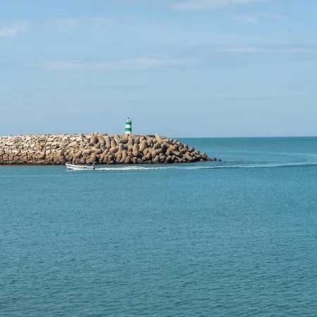 Steps To 4beds -ac Self Check-in 2024 Reno Nazaré